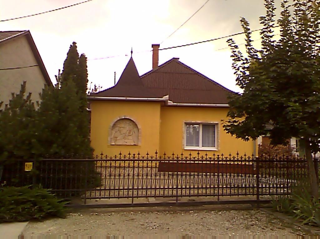 Apartman Sas 6 Apartamento Hajdúszoboszló Exterior foto